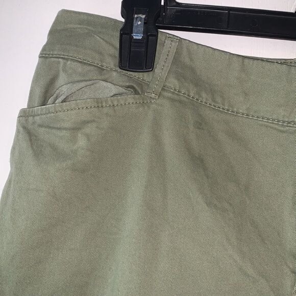 Old Navy Womens Khaki Pants Size 16 Standard Regular Cotton Stretch - Picture 2 of 9